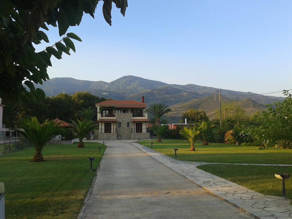 Villa Kallimanis Platanidia Exteriör bild
