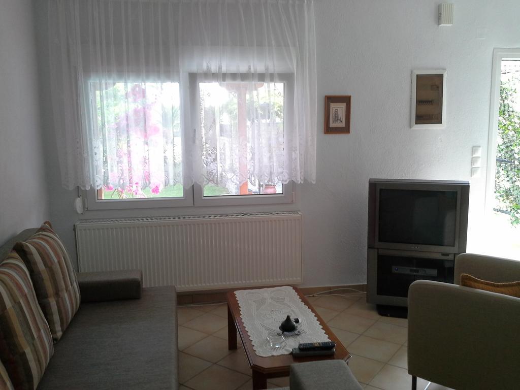 Villa Kallimanis Platanidia Exteriör bild