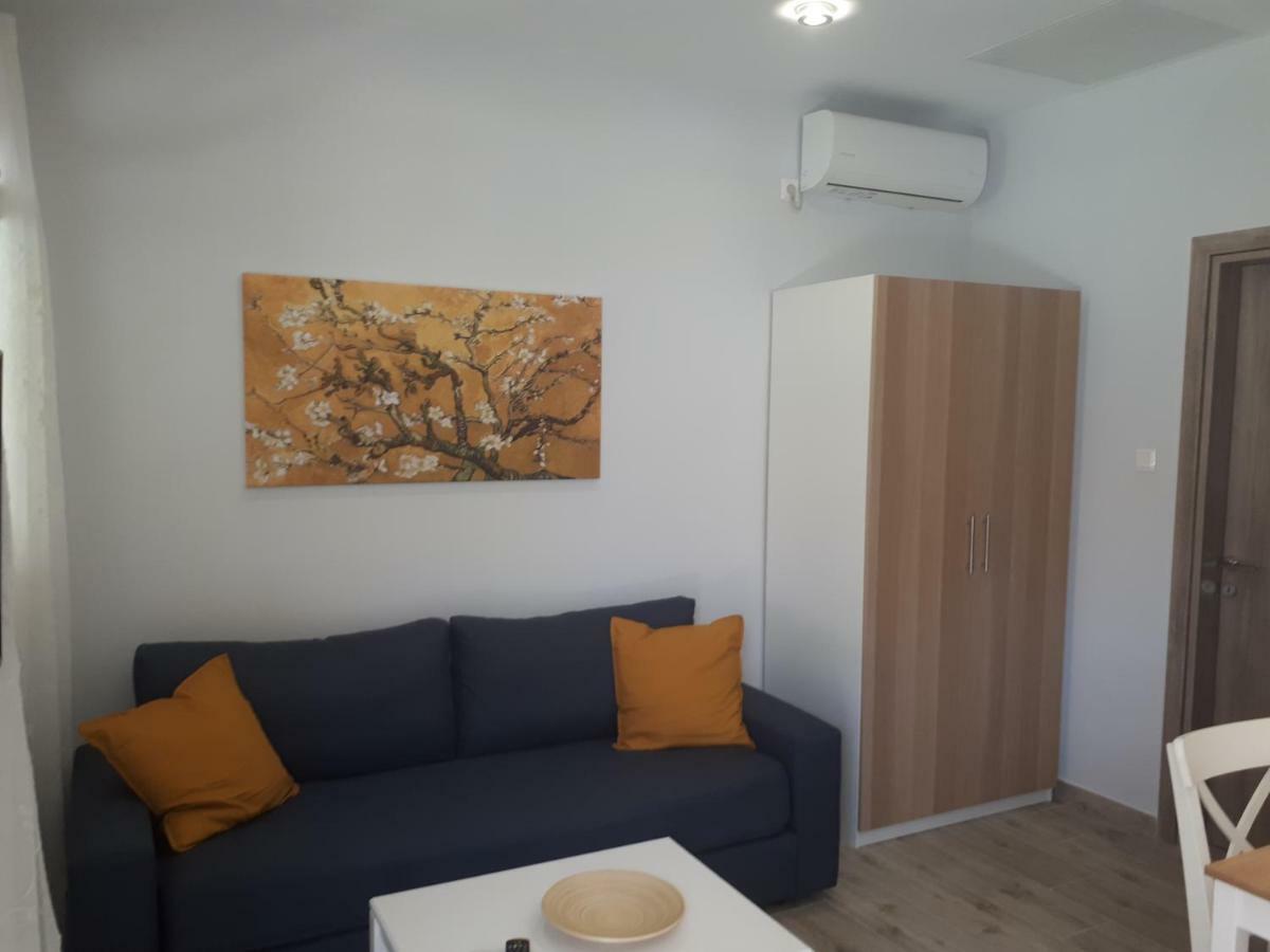 Villa Kallimanis Platanidia Rum bild
